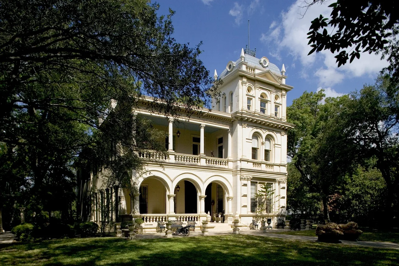 house, villa, villa finale, mansion, architecture, building, residence, real estate, usa, old villa, estate, san antonio, texas, america, north america, villa, villa, villa, villa, villa, mansion, mansion, san antonio, san antonio, texas. What Separates the Strong Property Listing Marketing Examples From the Weak