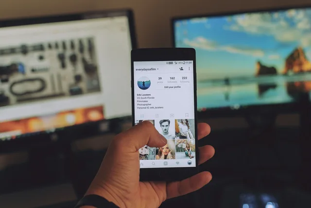 mobile, phone, social media, media, electronic, gadget, modern, technology, touchscreen, social media, social media, social media, social media, social media. Real Estate Social Media Checklist: The Items People Skip